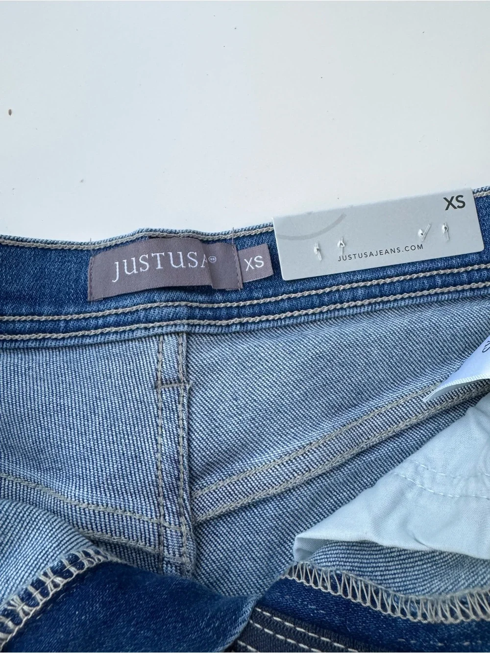 NWT Just USA Stretch Cut Off Fray Denim Shorts XS High Rise Light Wa